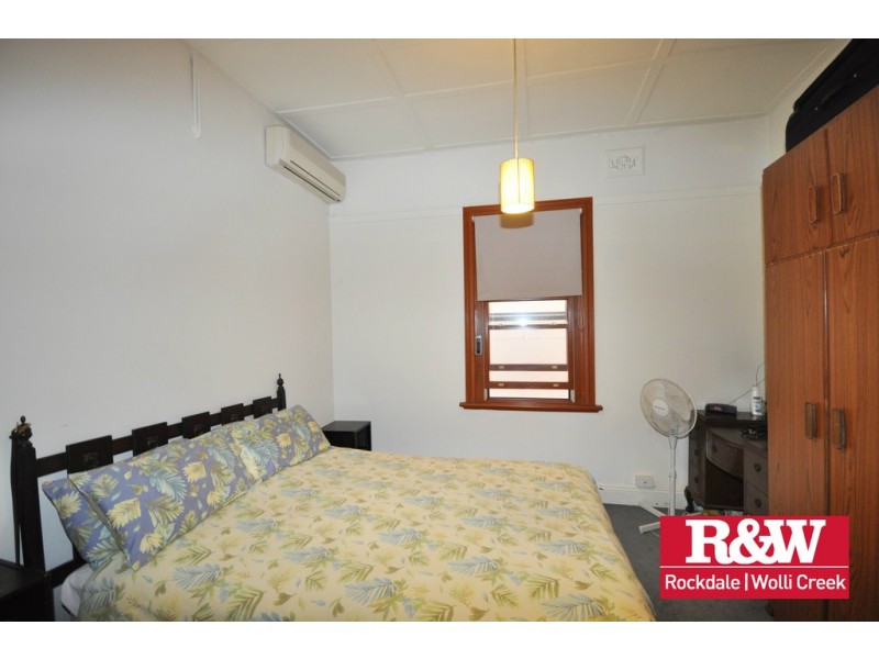 13 Gibbes Street, Banksia NSW 2216