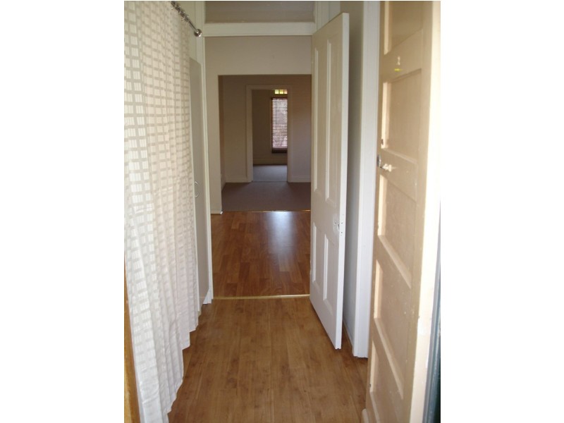 2/6 Roach Street, Arncliffe NSW 2205