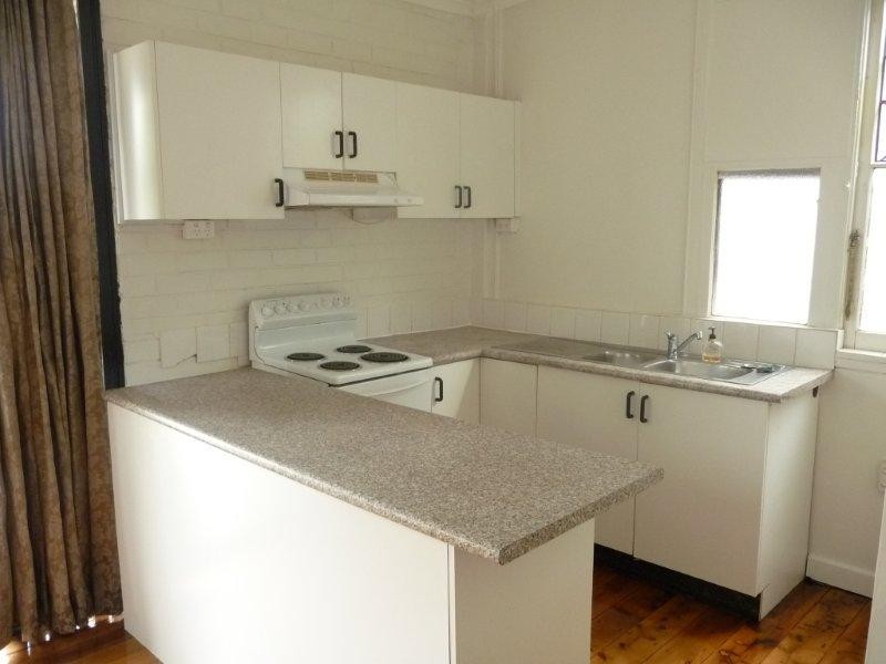 6 Brooklyn Street, Tempe NSW 2044