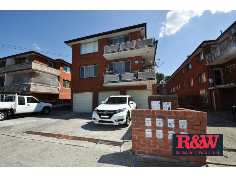 8/54 MacDonald Street, Lakemba NSW 2195