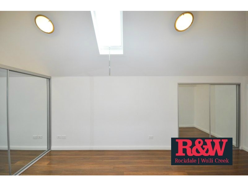 V2/19 Oswell Street, Rockdale NSW 2216