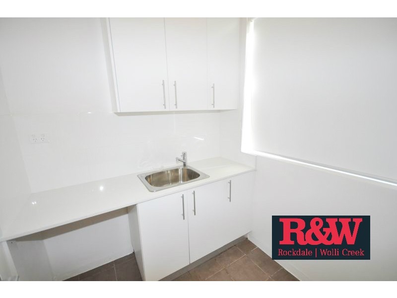 V2/19 Oswell Street, Rockdale NSW 2216