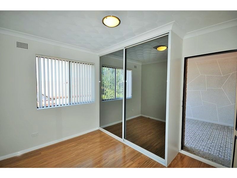 4/69 Clissold Parade, Campsie NSW 2194