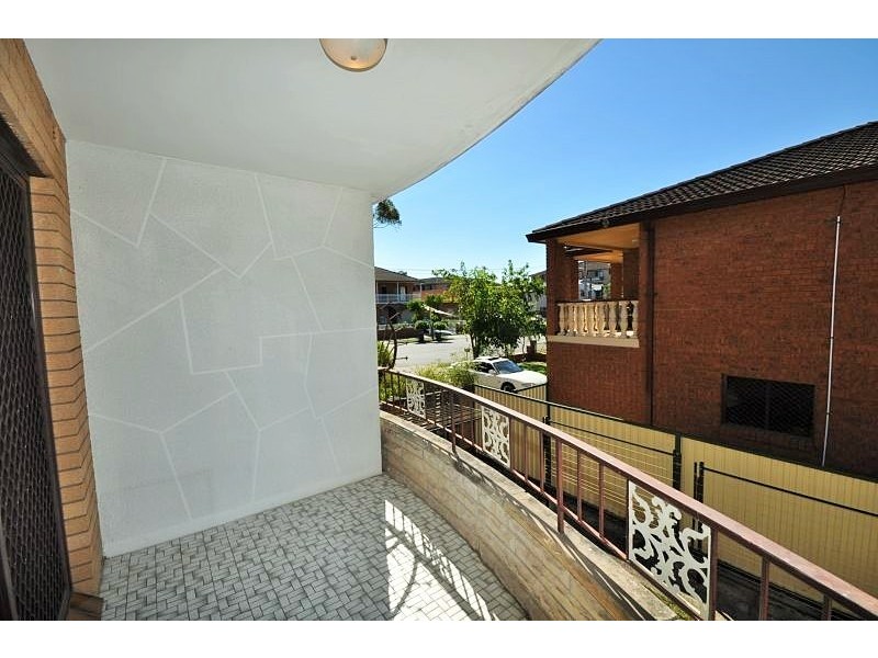 4/69 Clissold Parade, Campsie NSW 2194