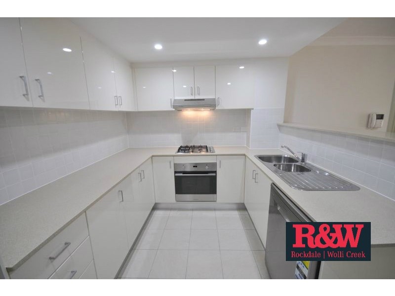 15/2 Aboukir Street, Rockdale NSW 2216
