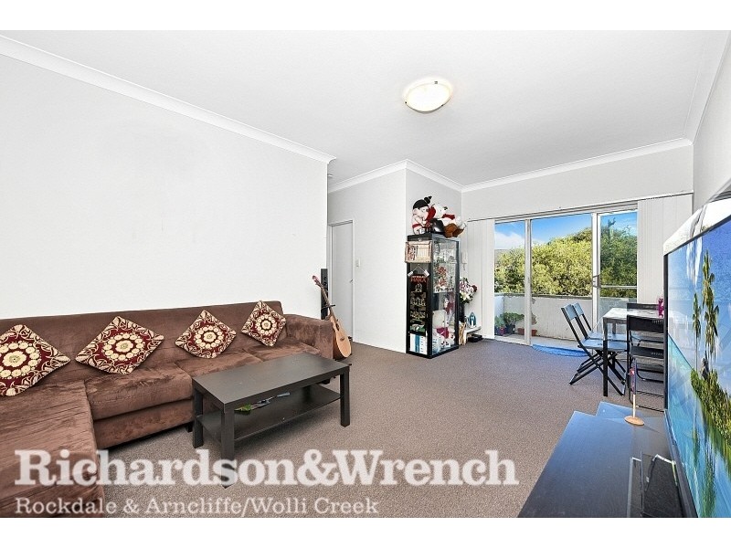 8/4 Hayburn Avenue, Rockdale NSW 2216
