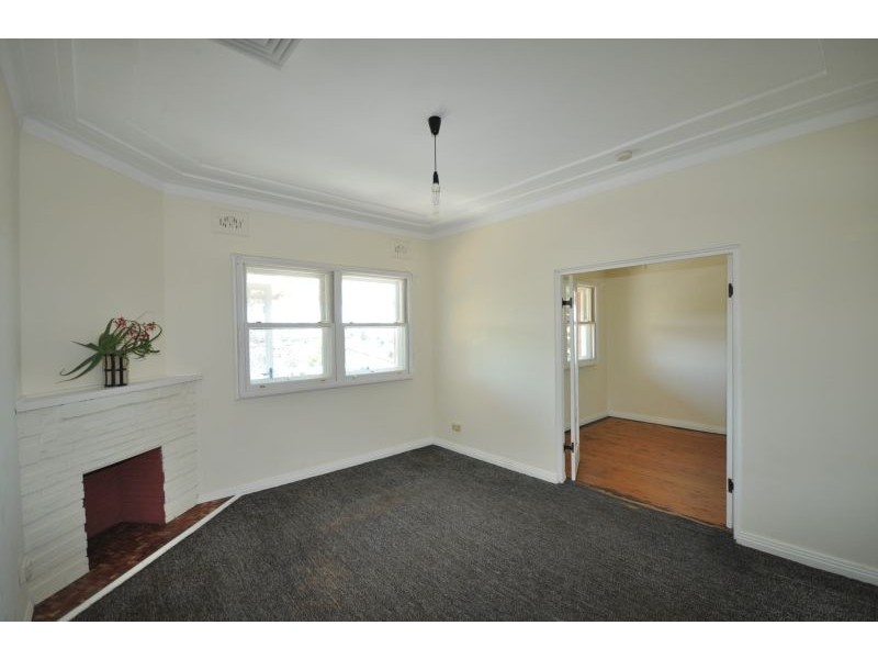 3 Tabrett Street, Banksia NSW 2216