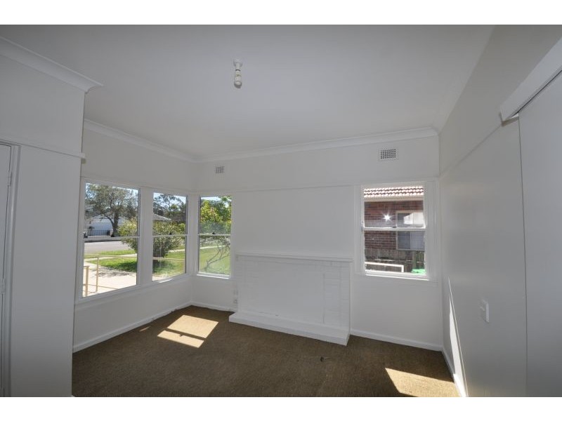 831 Forest Road, Peakhurst NSW 2210