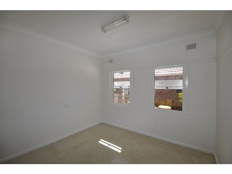 831 Forest Road, Peakhurst NSW 2210