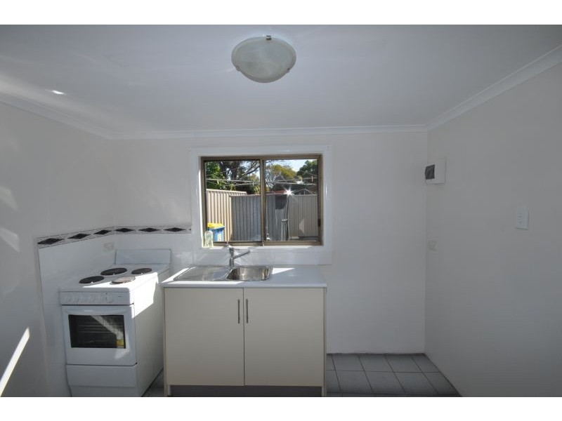 8a Arana Close, Banksia NSW 2216