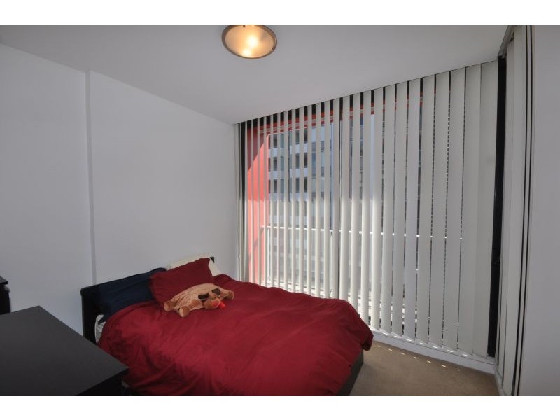 506/8 Brodie Spark Drive, Wolli Creek NSW 2205