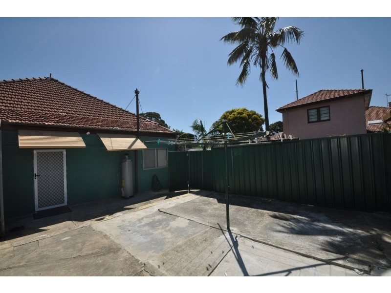 4a Buchanan Street, Carlton NSW 2218