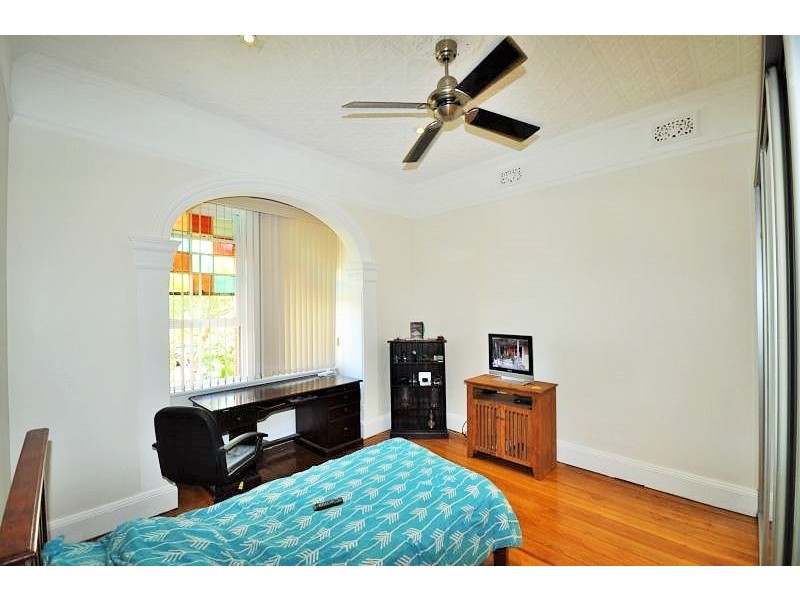 4 Buchanan Street, Carlton NSW 2218