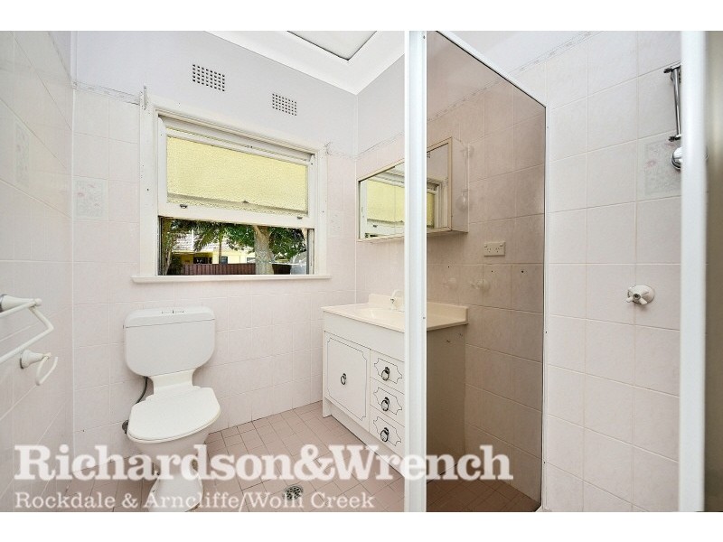 21 Lynwen Crescent, Banksia NSW 2216