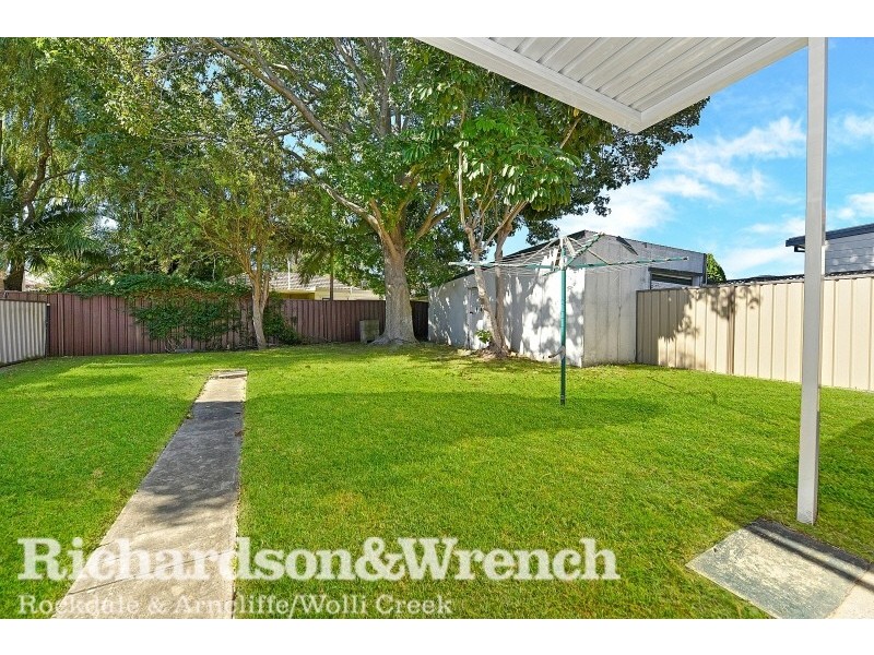 21 Lynwen Crescent, Banksia NSW 2216