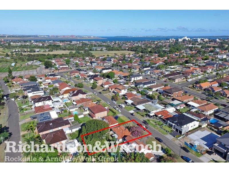 21 Lynwen Crescent, Banksia NSW 2216