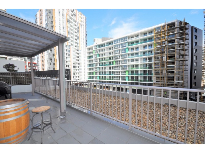 206/2 Discovery Point Place, Wolli Creek NSW 2205