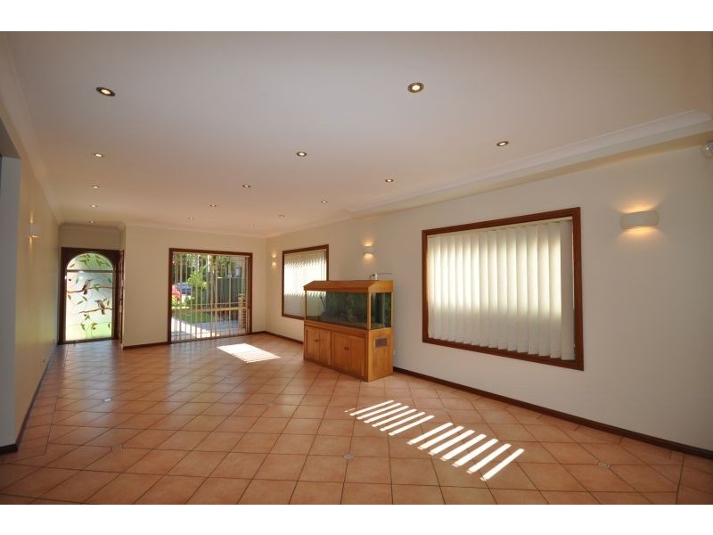 14 Albert Street, Banksia NSW 2216