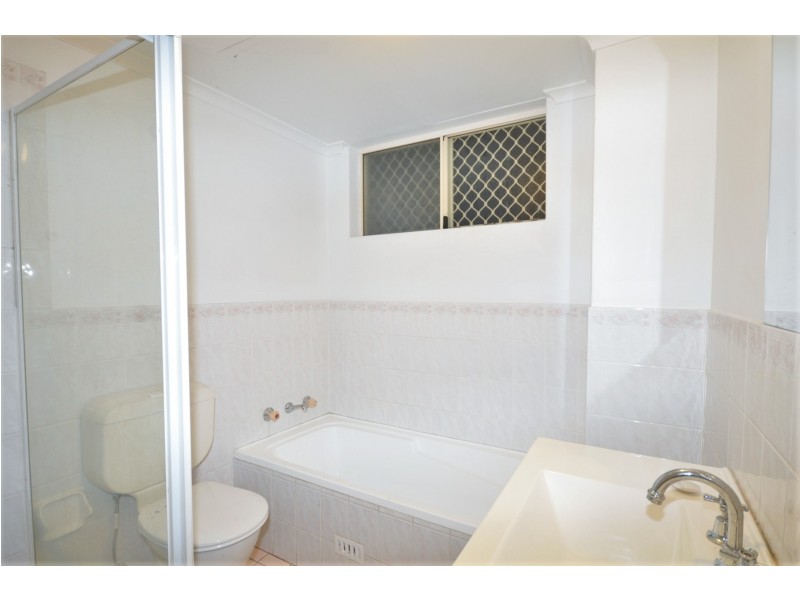 6/18-20 Weigand Avenue, Bankstown NSW 2200