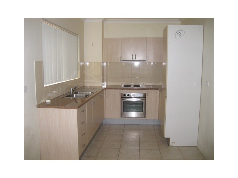 18/75 Cairds Avenue, Bankstown NSW 2200