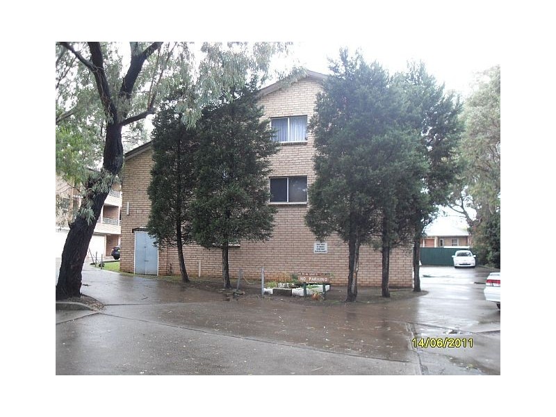 2/1 Stacey Street, Bankstown NSW 2200