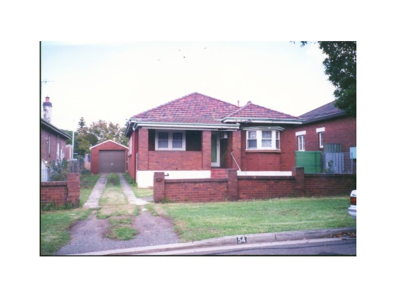 54 Reynolds Ave, Bankstown NSW 2200
