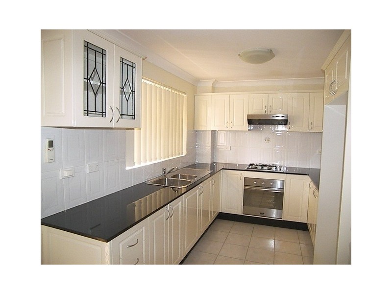 30/2a Mulla Road, Bankstown NSW 2200