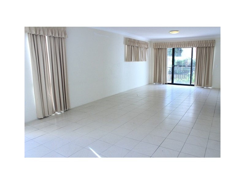 1/8 Melanie Street, Bankstown NSW 2200