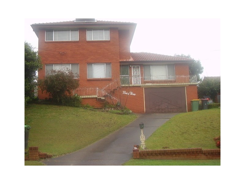 43 Caroline Crescent, Georges Hall NSW 2198