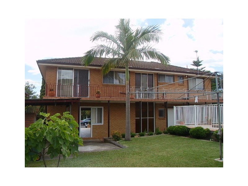 28 Allingham St, Condell Park NSW 2200