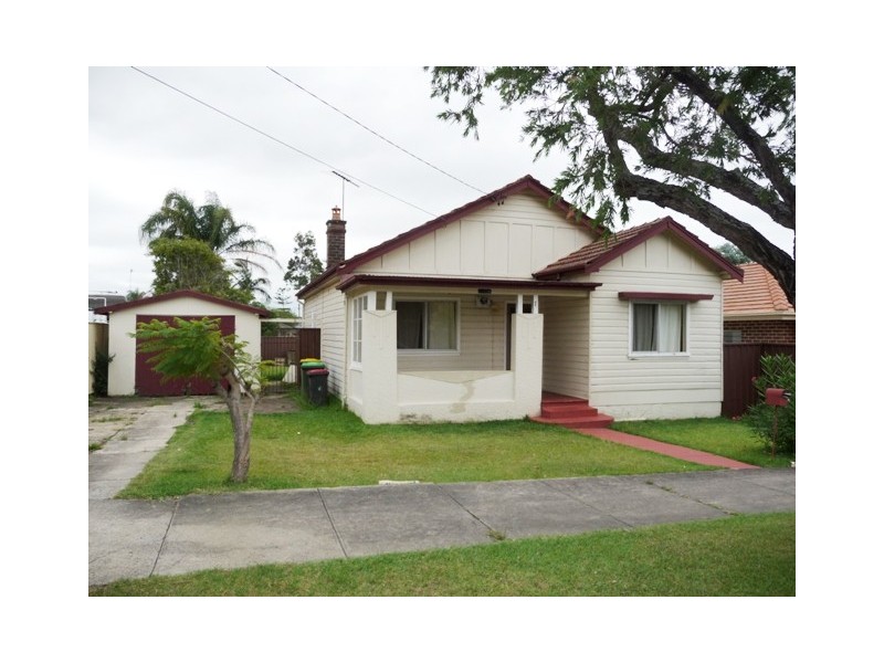 1 Lavender Avenue, Bankstown NSW 2200