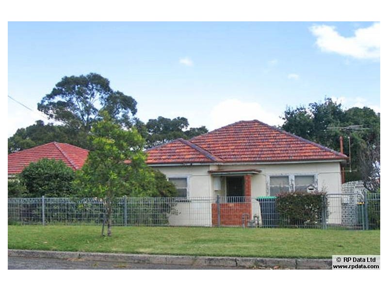 34 Woodbine Street, Yagoona NSW 2199