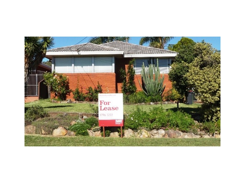 15 Oak Drive, Georges Hall NSW 2198