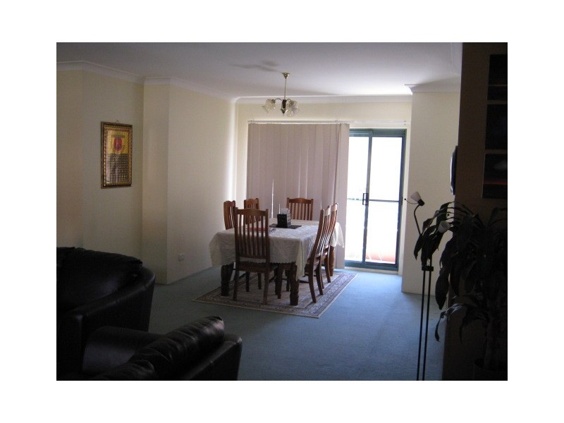 17/94 Brancourt Ave, Bankstown NSW 2200