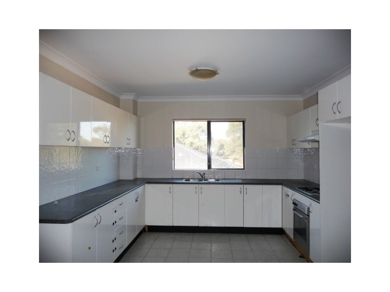 16/33 Conway Road, Bankstown NSW 2200