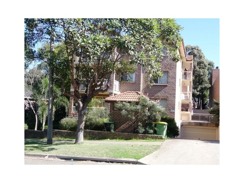 2/68 Reynolds Avenue, Bankstown NSW 2200