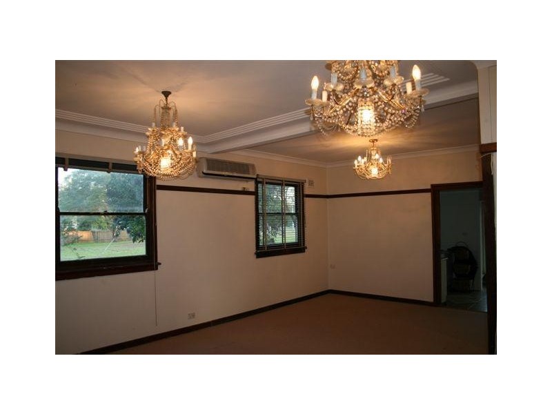 31 Rickard Road, Chipping Norton NSW 2170