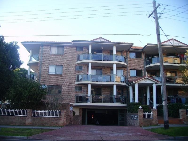 6/1-3 Gordon Street, Bankstown NSW 2200