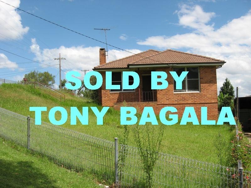 2  FRANK, Mount Lewis NSW 2190