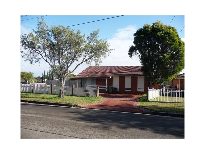 10 Iona Place, Bass Hill NSW 2197