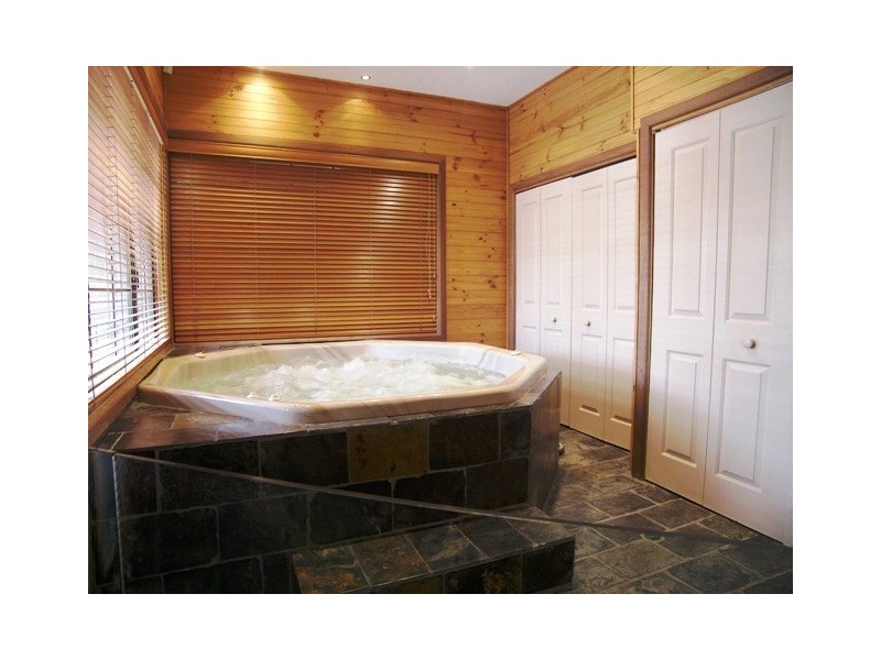 1 Eric Ave, Bass Hill NSW 2197