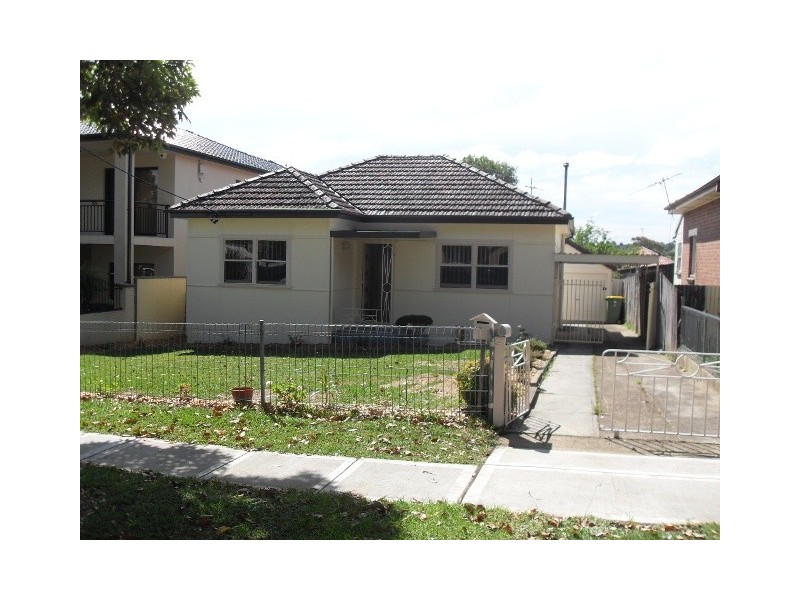 6 Aster Ave, Punchbowl NSW 2196