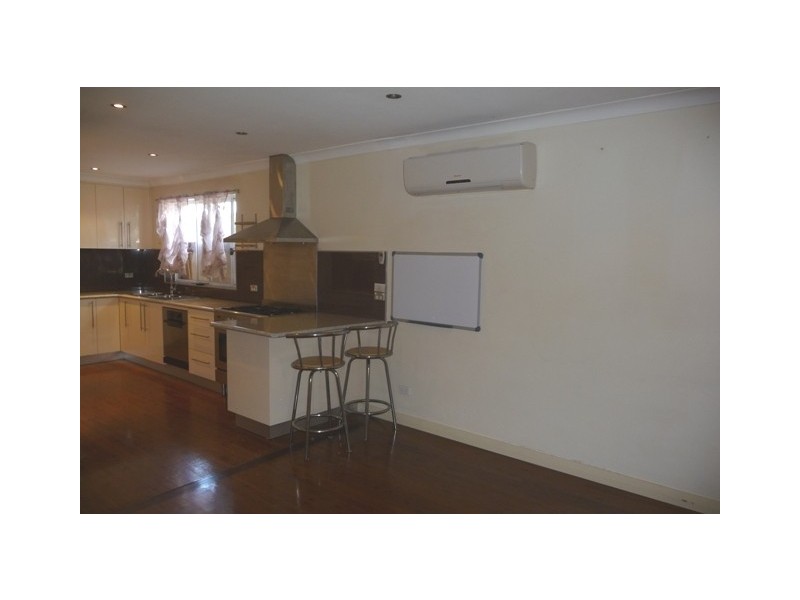 6 Ayres Crescent, Georges Hall NSW 2198