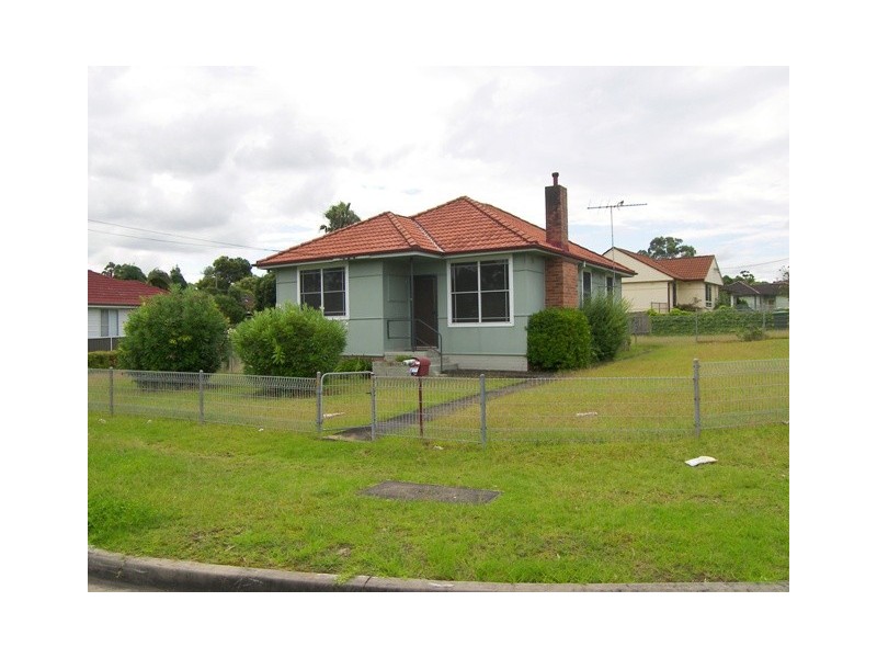 8 Neville Street, Yagoona NSW 2199