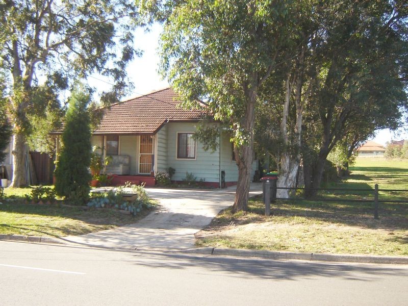 353 HECTOR, Bass Hill NSW 2197