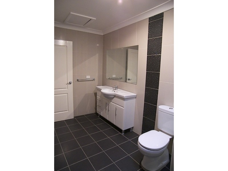 1/17 Sunset Avenue, Bankstown NSW 2200