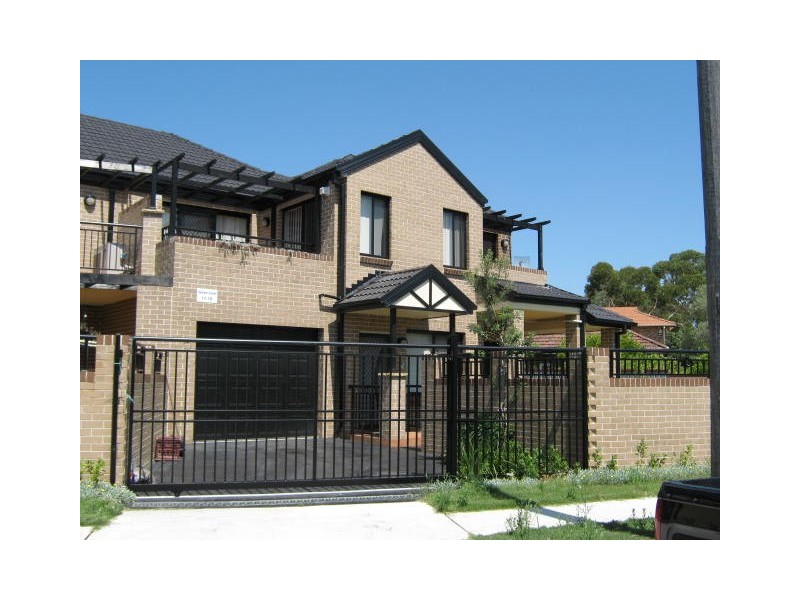 1/17 Sunset Avenue, Bankstown NSW 2200