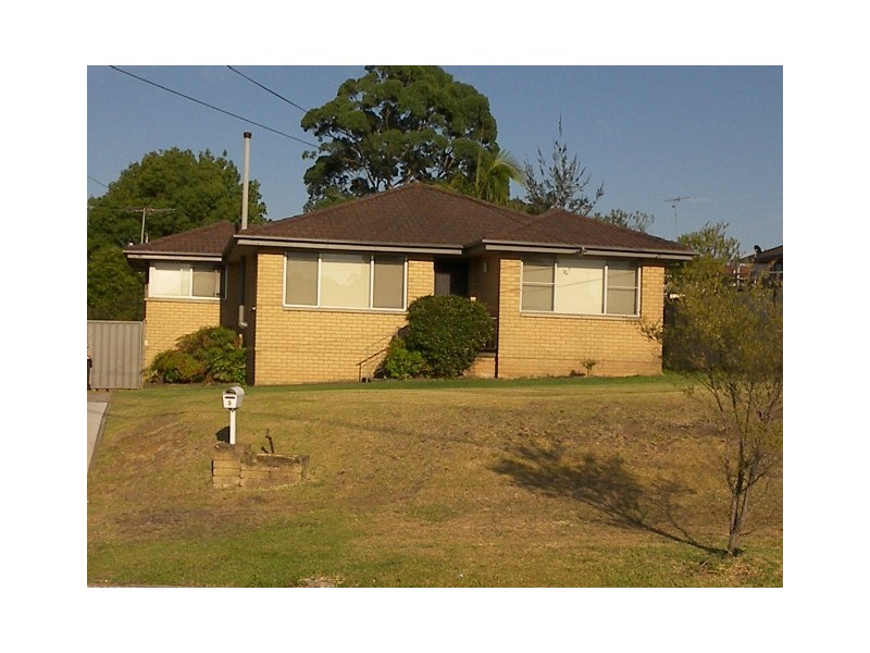 5 Talinga Avenue, Georges Hall NSW 2198