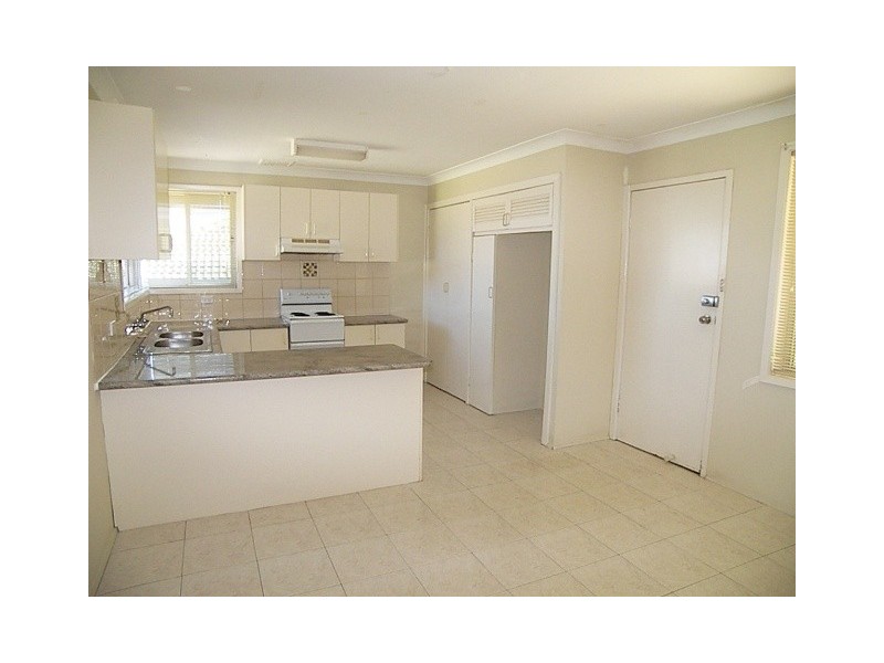 5 Talinga Avenue, Georges Hall NSW 2198