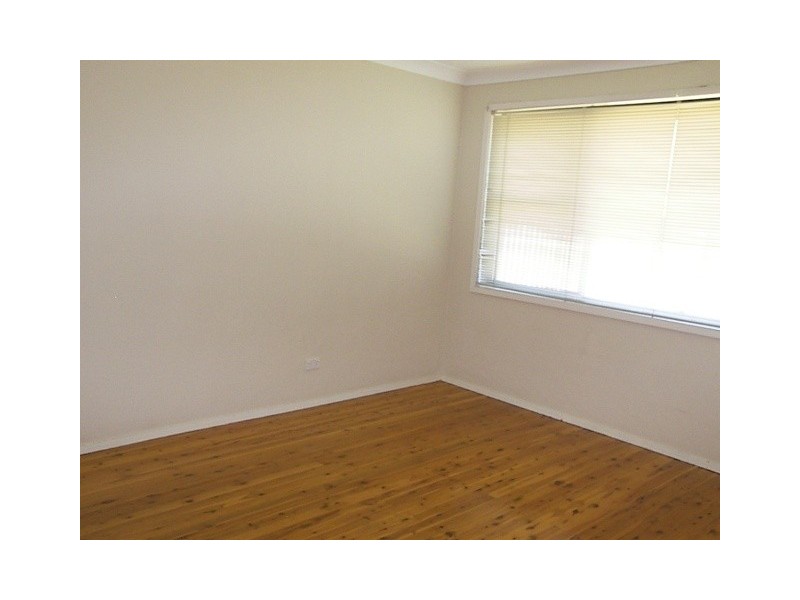 5 Talinga Avenue, Georges Hall NSW 2198